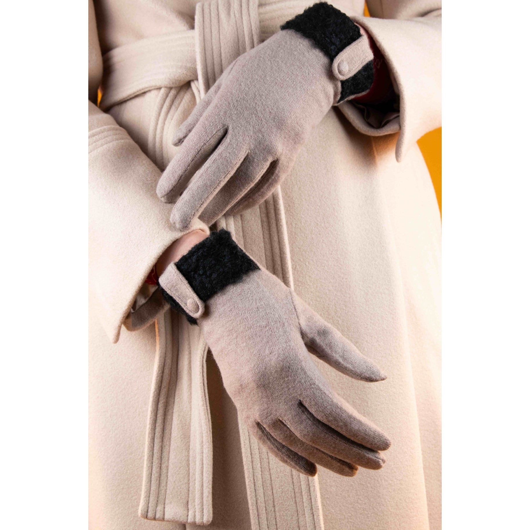 Powder cheap wool gloves